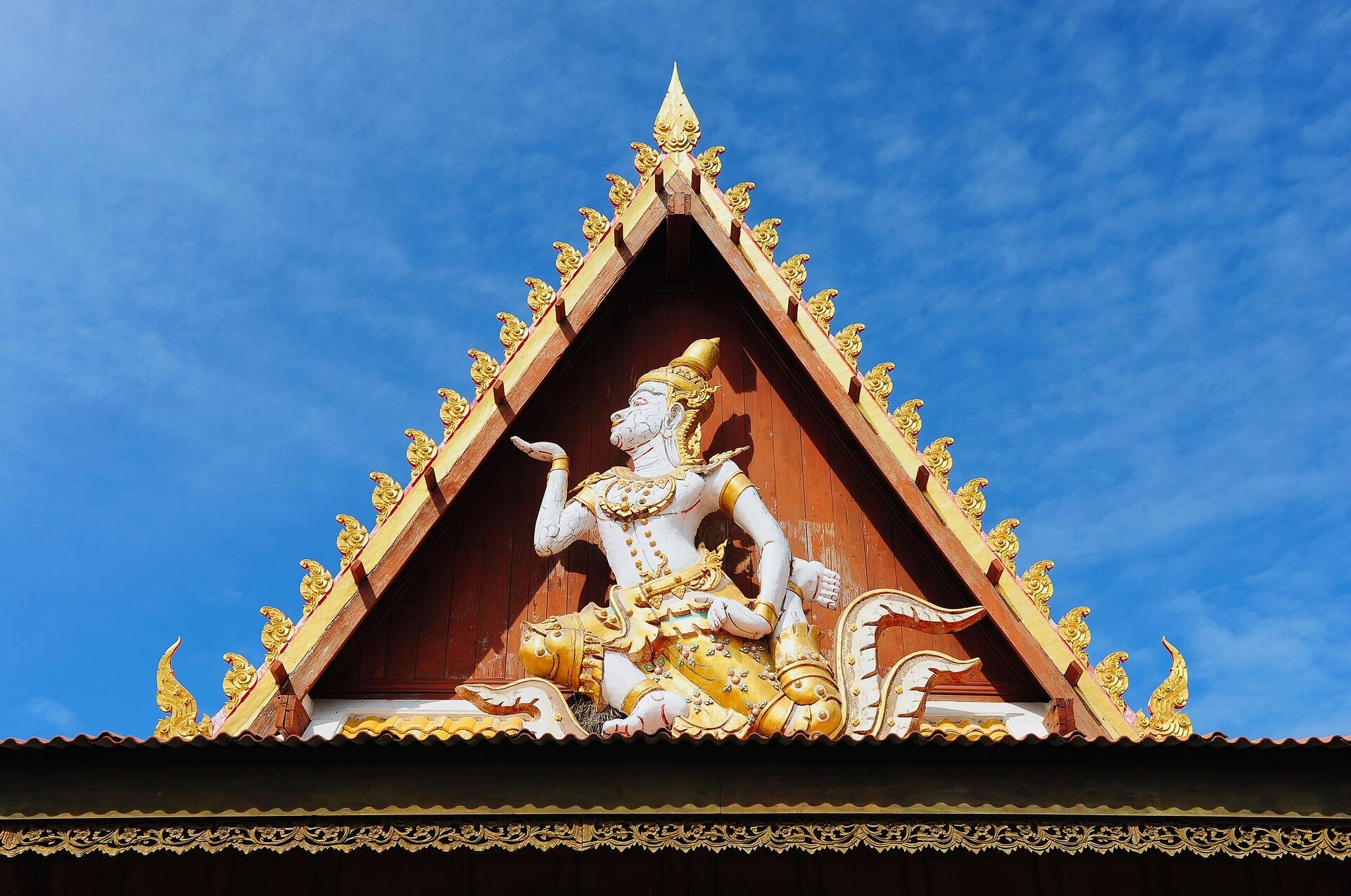 Immerse in Sukhothai’s historic temple heritage